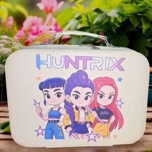 K-pop Demon Hunters HUNTRIX Character Cosmetic Case Purple Pastel Graphics